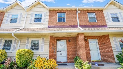 55 De Sibio Pl, Far Rockaway, NY 11096-1422