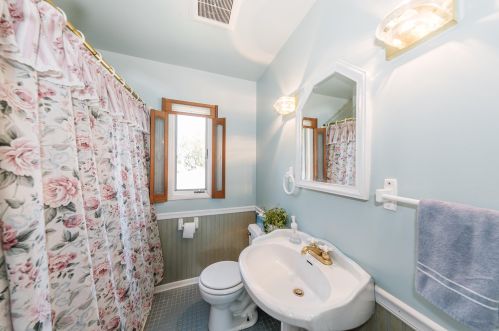 4380 34, Milwaukee WI 53208-3802 exterior