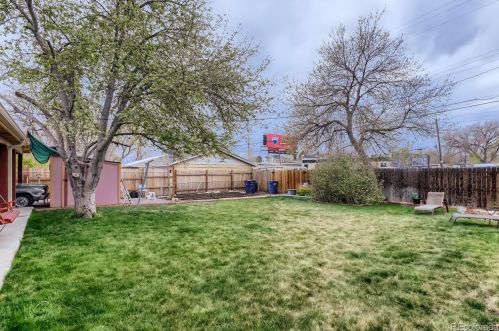 1165 Zenobia St, Denver CO 80204-2838 exterior