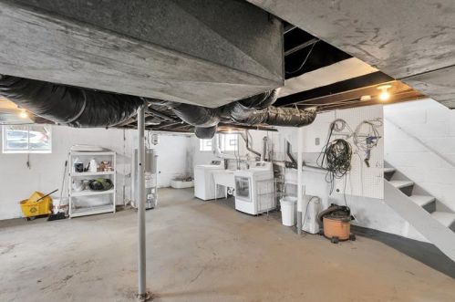 1119 Saxonburg Blvd, Glenshaw PA  15116-3213 exterior