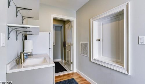 5 Fort Ave, Pelican Island NJ  08751-1512 exterior