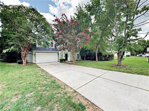 6708 Bickham Ln, Charlotte, NC 28269-8953
