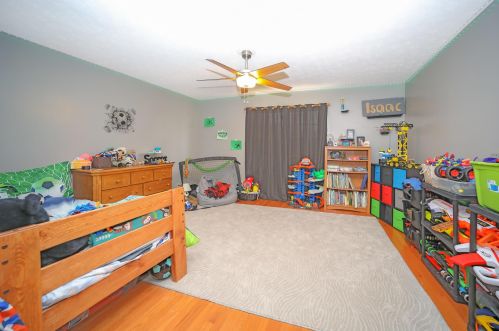 312 Hessenauer Dr, Sugar Grove Lake OH  44833-2343 exterior