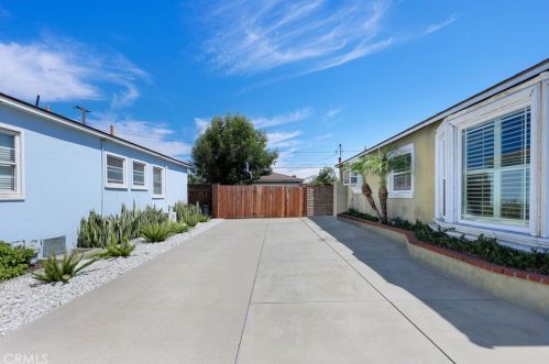 1015 Cameron Ave, West Covina, CA 91790-3621