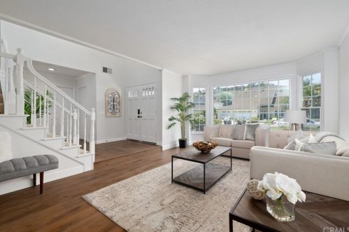 6761 Leafwood Dr, Anaheim, CA 92807-5027