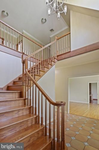 875 Stoverdale Rd, Hummelstown, PA 17036-8808