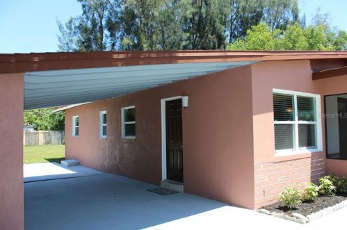 6551 82nd Ave, Pinellas Park FL  33781-1225 exterior