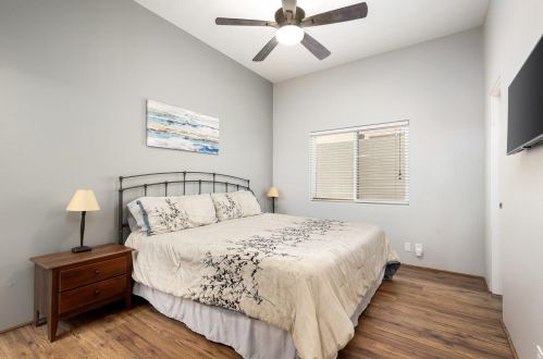 77895 Calle Colima, La Quinta CA  92253-5528 exterior
