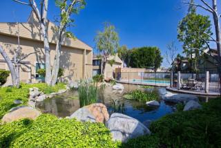 5401 Twin Lakes Dr, Cypress, CA 90630-5951