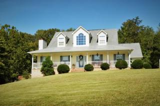 4913 Fort Sumter Rd, Knoxville, TN 37938-2116