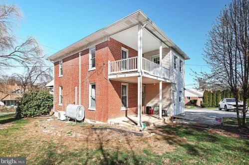 792 Delta Rd, Red Lion PA  17356-9167 exterior