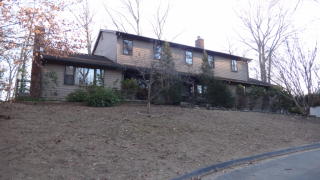 18 Melon Patch Ln, Upper Stepney, CT 06468-1120