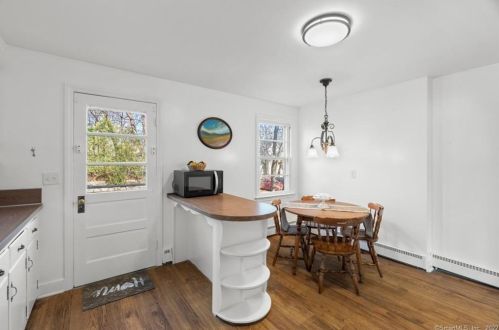 53 Cedar Grove Ave, United States Coast Guard Ac CT  06320-3732 exterior