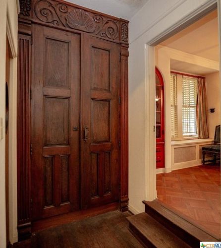 501 Vine St, Victoria TX exterior