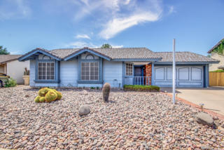5641 Villa Theresa Dr, Glendale, AZ 85308-7246
