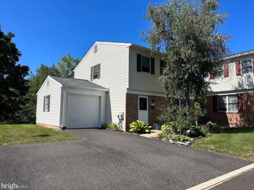 1606 Salinus Ct, Lansdale, PA 19446-4349