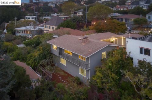 210 Amherst Ave, Berkeley CA 94708-1001 exterior