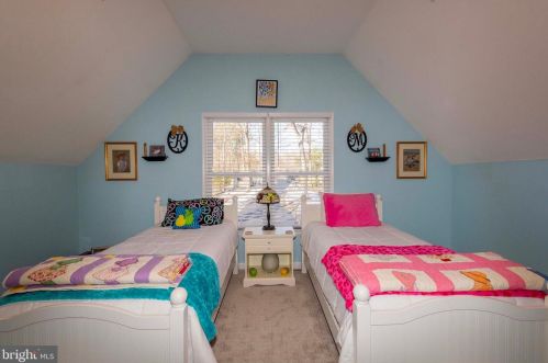 193 White Oak Dr, Mineral VA  23117-4705 exterior