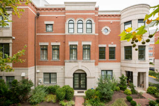 12198 Chancery Station Cir, Herndon VA  20190-5802 exterior