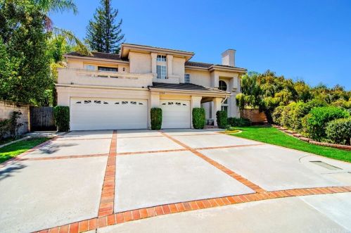 29104 Kiva Ct, Calabasas, CA 91301-4236