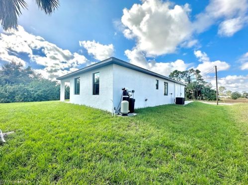 4125 19th Pl, Cape Coral FL  33904-8037 exterior