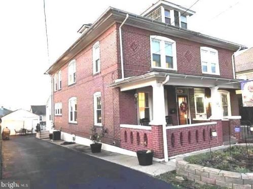 732 Jefferson St, Norristown, PA