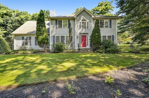 29 Steeplechase Dr, Manchester, CT 06040-7066