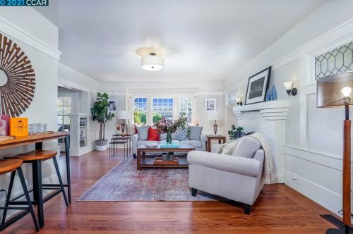 4171 Howe St, Oakland CA  94611-5117 exterior