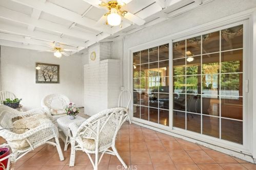 425 Winston Way, Upland CA  91786-2323 exterior