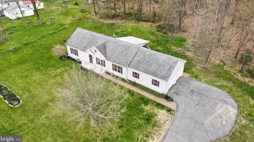60 Cold Springs Rd, Carlisle, PA 17015-9113