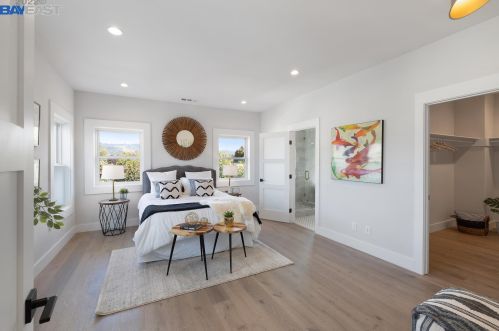 5926 Dover St, Oakland CA  94609-1426 exterior