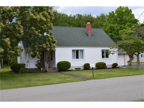 2338 Sandy Ave, Latrobe, PA 15650-3360