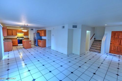 2975 Cardell Cir, Tucson, AZ 85712-5531