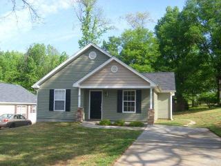 6 Davis St, Taylors SC  29687-5217 exterior