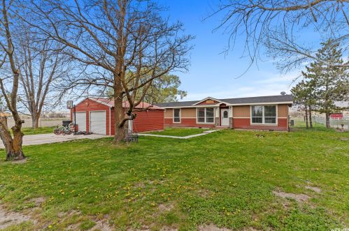 370 North St, Ogden, UT 84404-3906