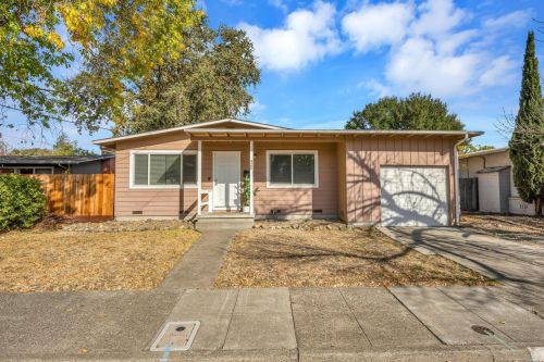420 Brookwood Ave, Santa Rosa, CA 95404-5219