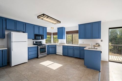 19113 Cherry Creek Rd, Grass Valley CA  95949-9031 exterior