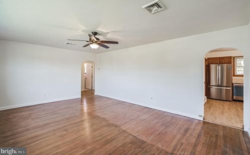 300 Highland Ter, Holmes PA  19043-1310 exterior