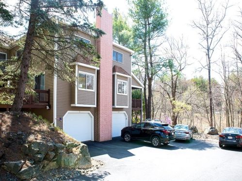 20 Celestial Way, Salem, MA 01970-6816