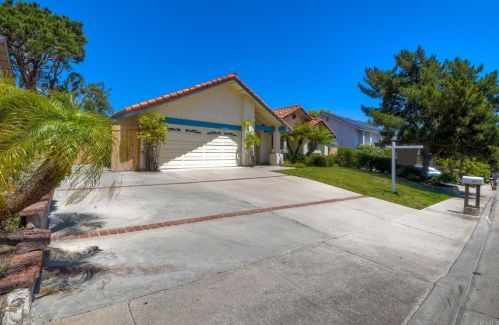 363 Delage Dr, Encinitas, CA 92024-4724