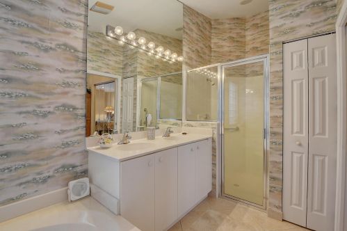 7181 Foxworth Ct, Boynton Beach FL  33437-6455 exterior