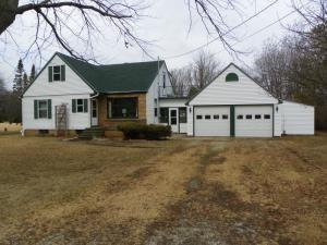 350 Washington Ave, Cleveland, WI 53015-1514