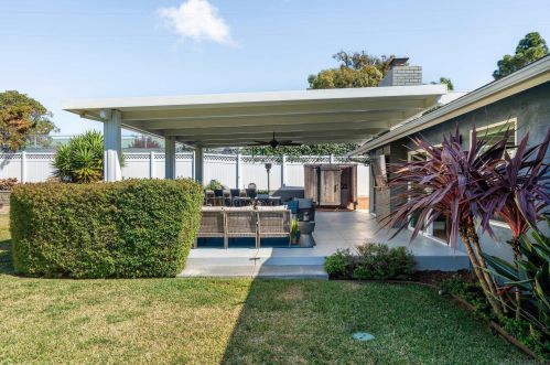 1190 Tourmaline St, San Diego CA  92109-1838 exterior