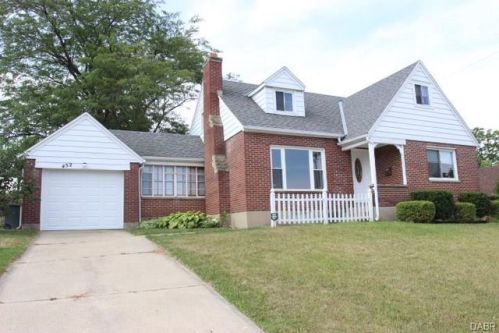452 Early Dr, Miamisburg, OH 45342-3302