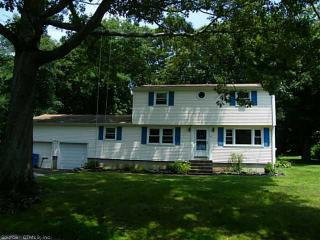 14 Willow Ln, Clinton, CT 06413-1527