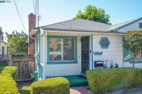 10409 Foothill Blvd, Oakland, CA 94605-5109