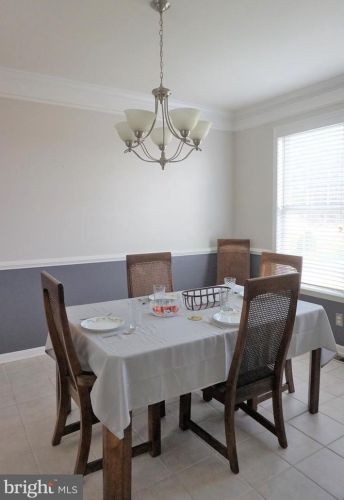 125 William Ross Ln, Seaford, DE 19973-5774