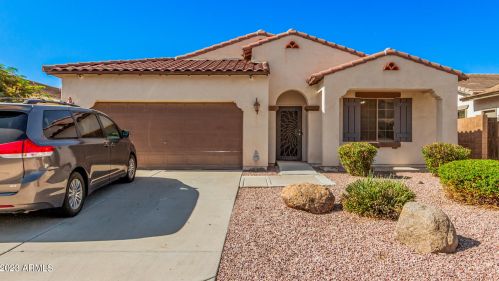 17622 Port Royale Ln, Sun City, AZ 85388-7792