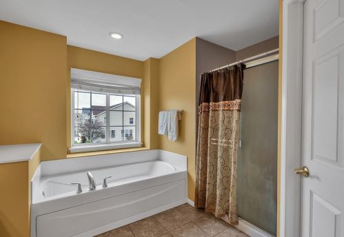 10801 67 St, Kenosha WI 53143-1322 exterior