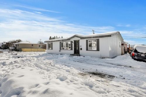 1712 Dalton Ave, Spokane WA  99207-2831 exterior